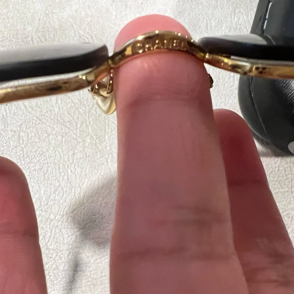 CHANEL Purple Gradient Rimless Sunglasses with Gold Accents - Picture 7 of 9